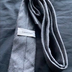 Calvin Klein Slimfit Silk Tie Grey